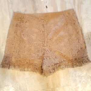 Joyfolie Ruth Shorts in Honey - M